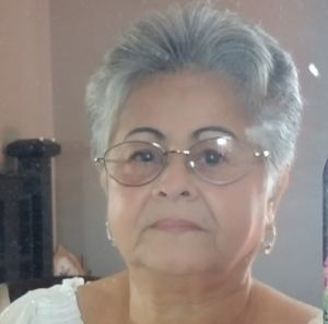 Meet your Posher, Ligia